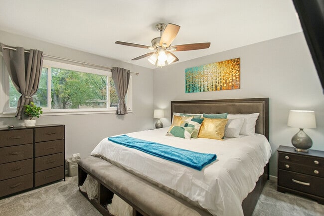 Building Photo - 506 Wilson Ave