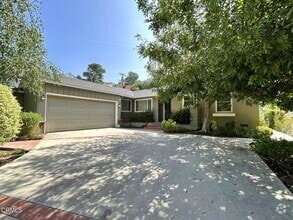 Building Photo - 4912 Viro Rd