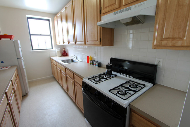 Foto del interior - 320 Sterling Street