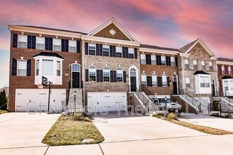 Building Photo - 15390 Ballerina Lp