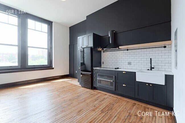 Foto del edificio - 310 E 39th-S3