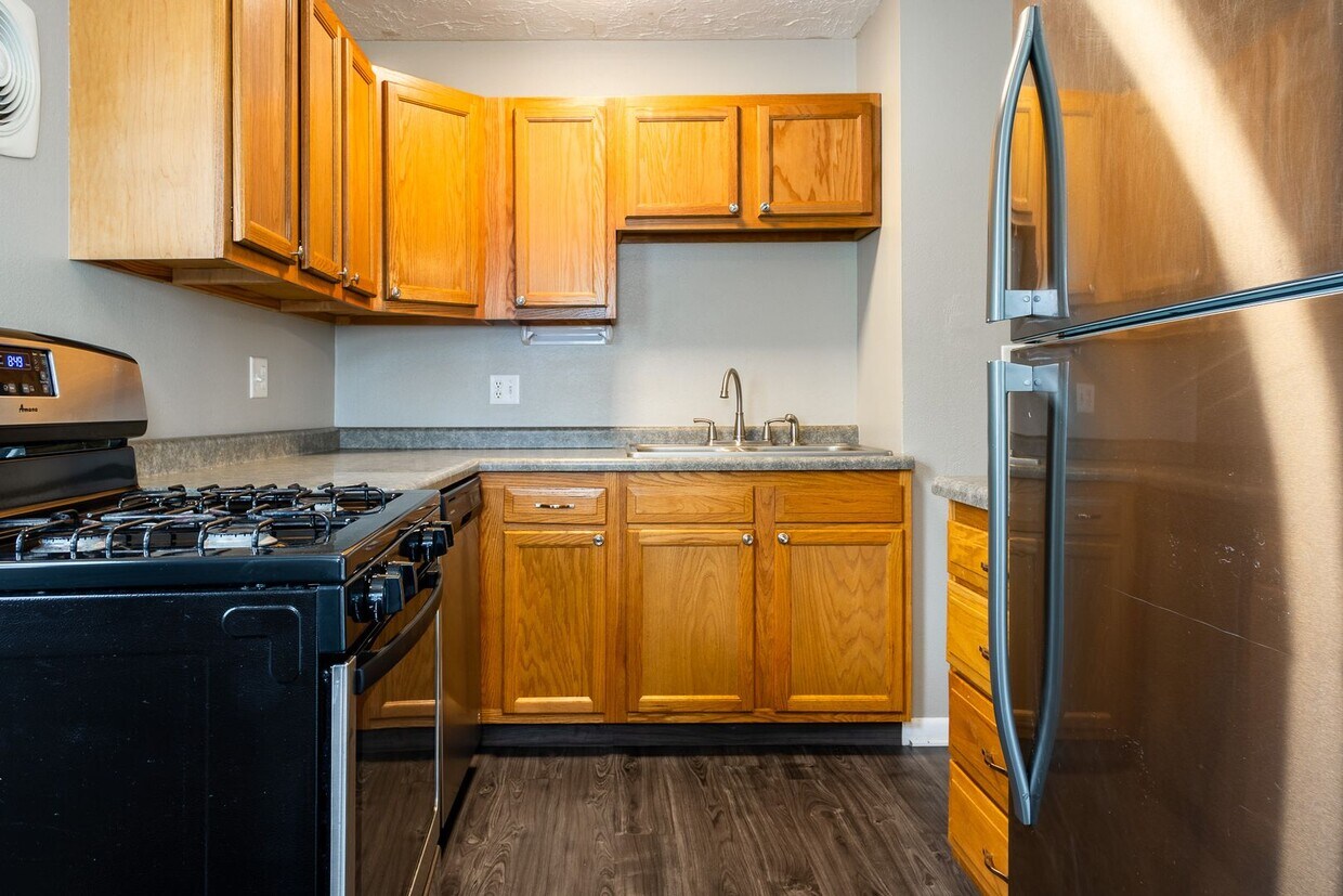 Primary Photo - Charming 2BD/1BA House!!!!