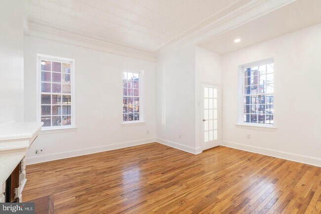 Foto del edificio - 422 S 15th St