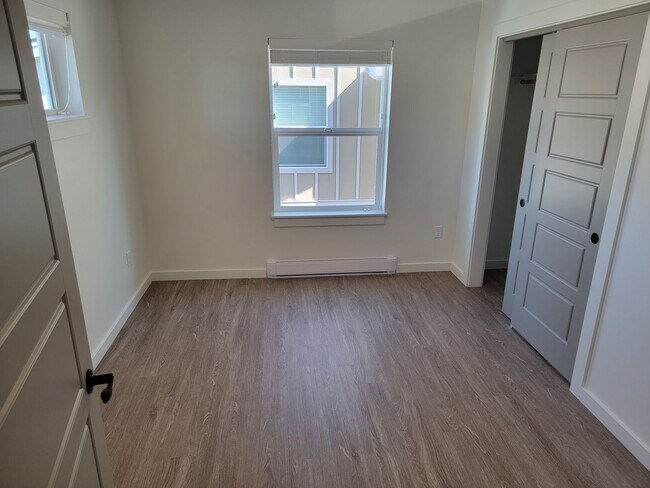 Foto del edificio - 1469 Windrow Dr