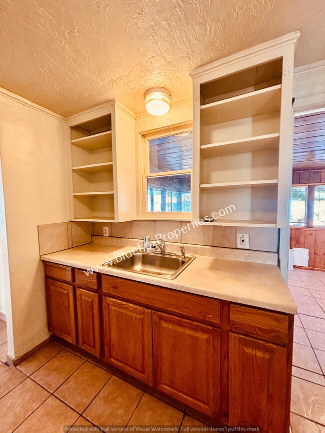 Foto del edificio - 3707 E Glenn St