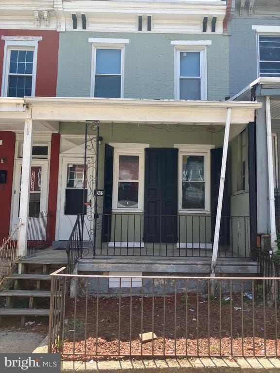 Foto principal - 3850 Olive St