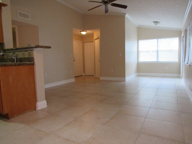 Building Photo - 12601 Equestrian Cir