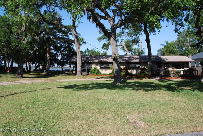 Foto del edificio - 4285 Randon Ln