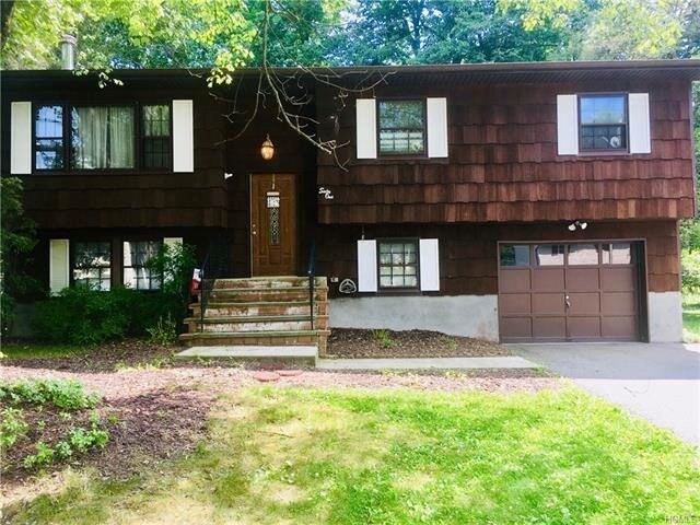Primary Photo - 61 Brewster Dr