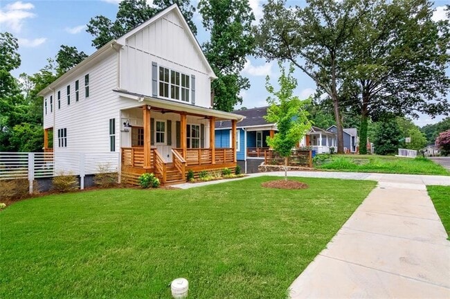 Foto del edificio - 830 Gaston St SW