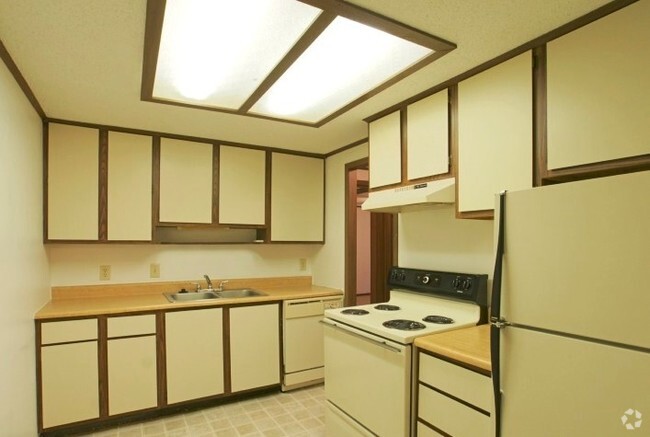 Kitchen - Wesley Pines