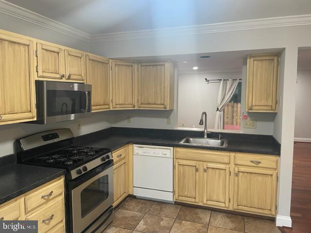 Building Photo - 1940 Winslow Ct