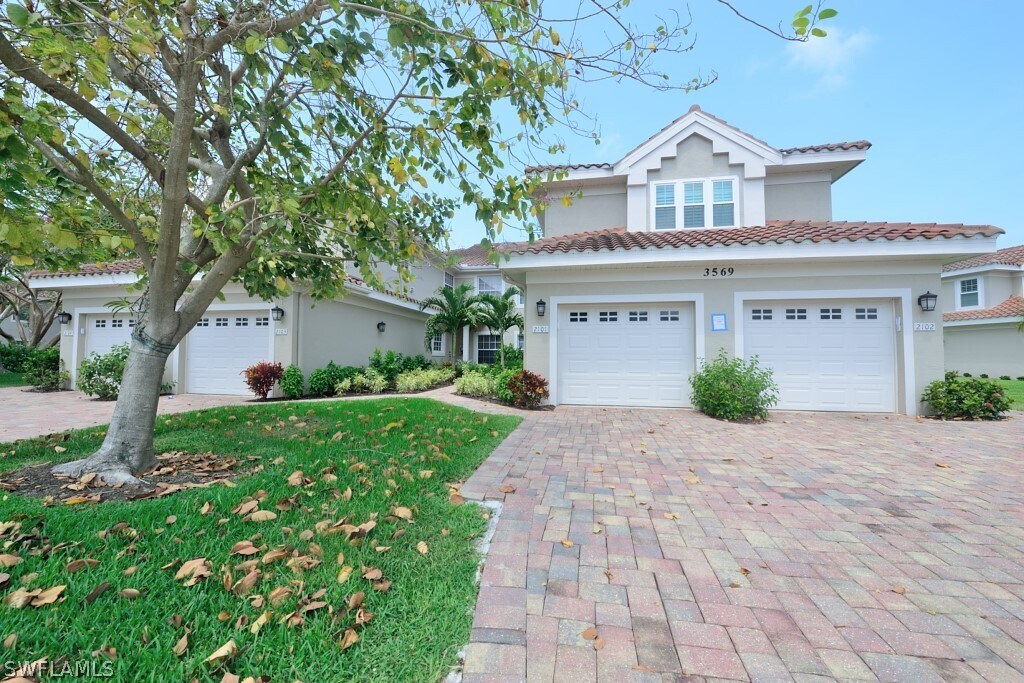 Primary Photo - 3569 Windjammer Cir