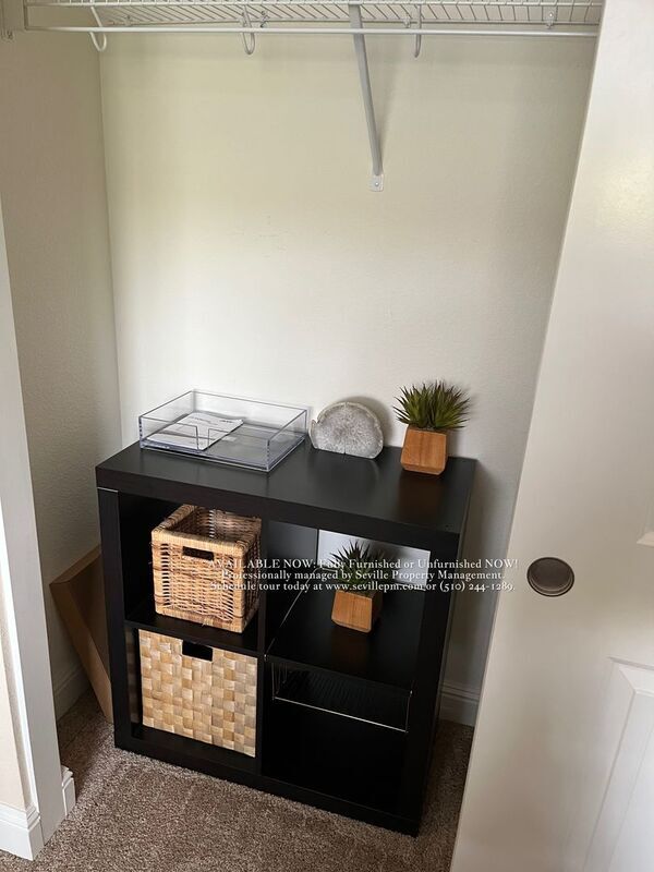 Foto del edificio - 6492 Bayview Dr