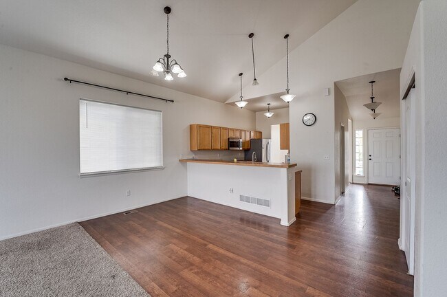 Foto del edificio - Beautiful 4 bed 3.5 Bath House in NE Fort Collins!