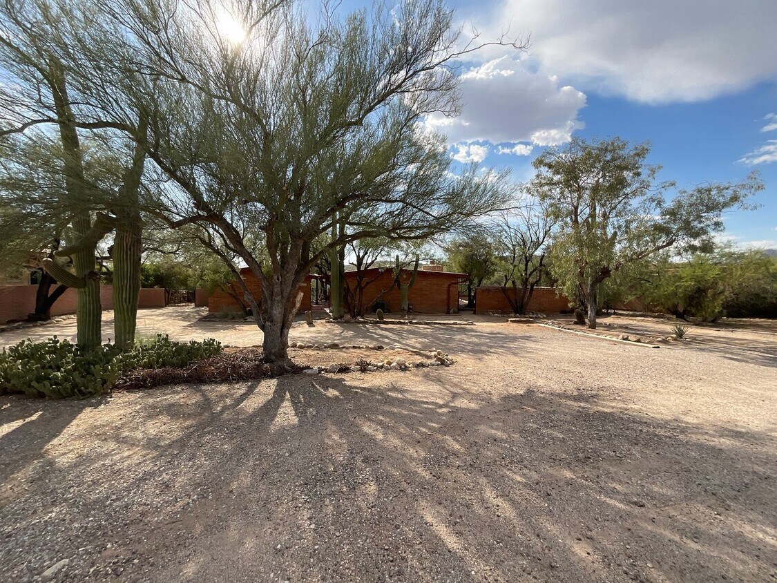 Primary Photo - Northeast Ranch Style Home on aLarge Lot