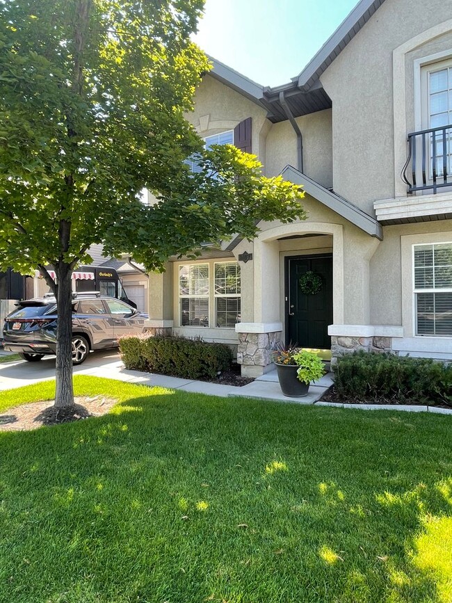 Building Photo - Beautiful Condo in Orem!