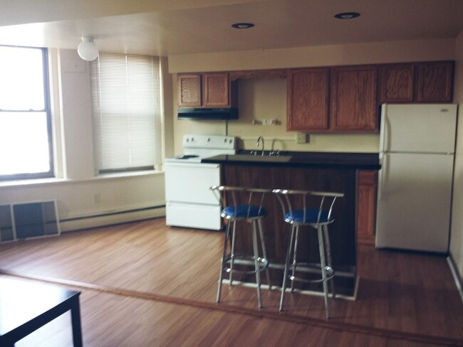 Photo - 3441 Ward St, Apt 3