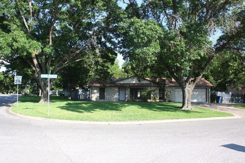 Primary Photo - 5809 Gloucester Ln