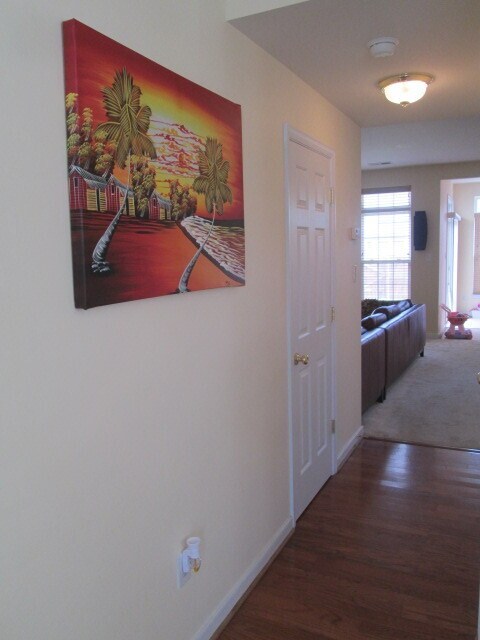 Foto del edificio - Wonderful 3 Bed, 2.5 Bath, 2106sf End-Unit...