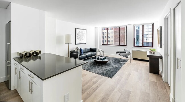 Building Photo - 247 E 35th St