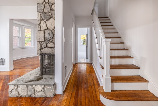 Foto del edificio - 400 East Ave