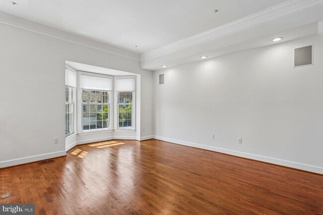 Foto del edificio - 417 Winding Rose Dr