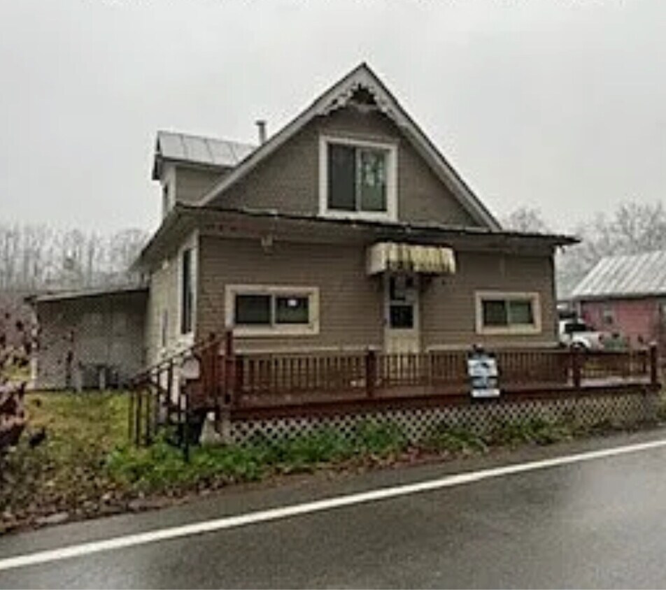 Foto principal - 6284 McElroy Creek Rd