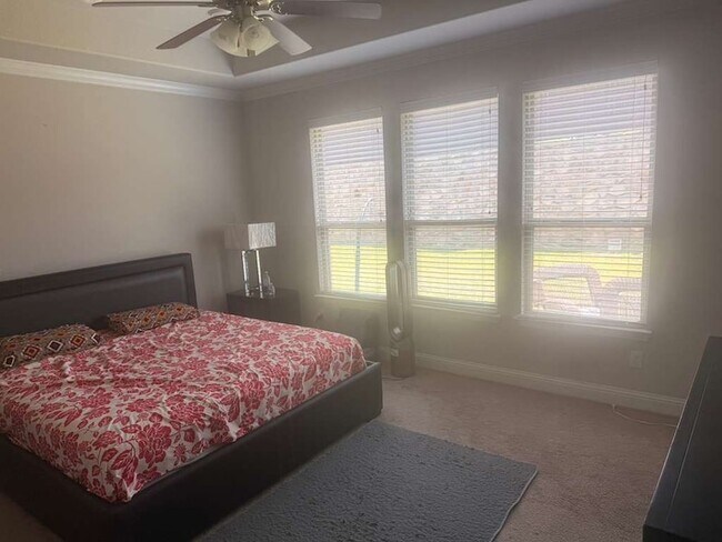 Foto del edificio - 1519 Bedstraw Ln