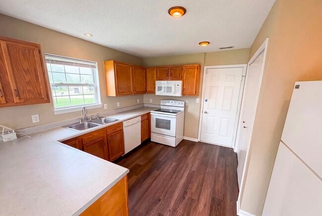Building Photo - 11307 Narrowleaf Dr