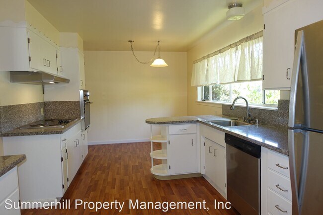 Building Photo - 4 br, 2.5 bath House - 186 N. Avalon