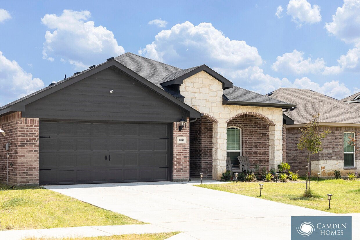 2026 Peppermint Dr, Dallas, TX 75217 House Rental in Dallas, TX