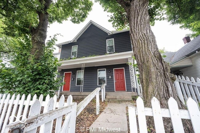 Building Photo - 1439 S East St