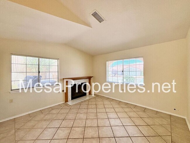 Foto del edificio - 13024 Rainwood Ct