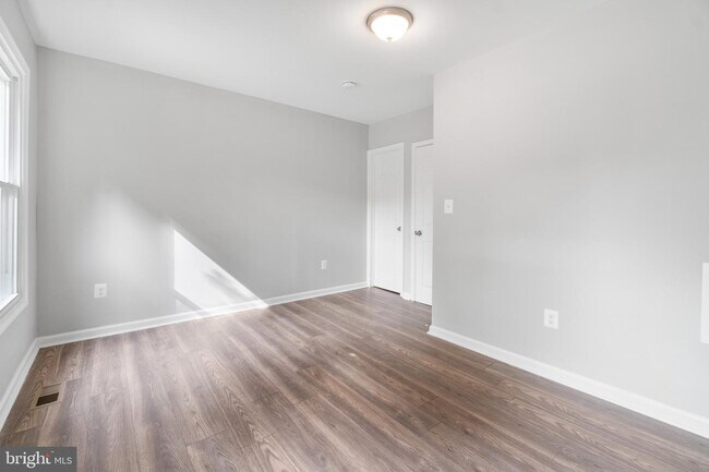 Foto del edificio - 4413 Wrenwood Ave