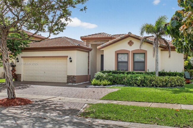 Building Photo - 3616 SE 2nd Dr