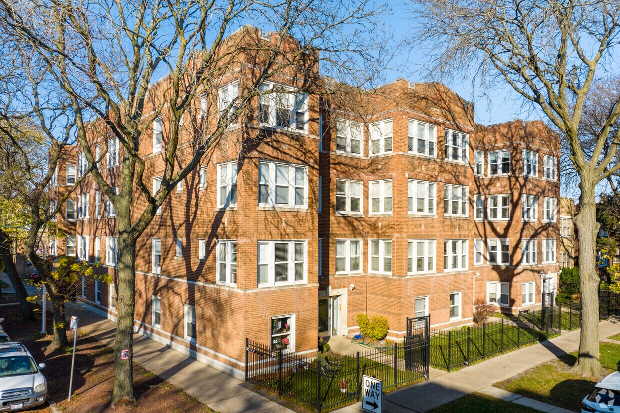 Primary Photo - 4900 N Springfield Ave