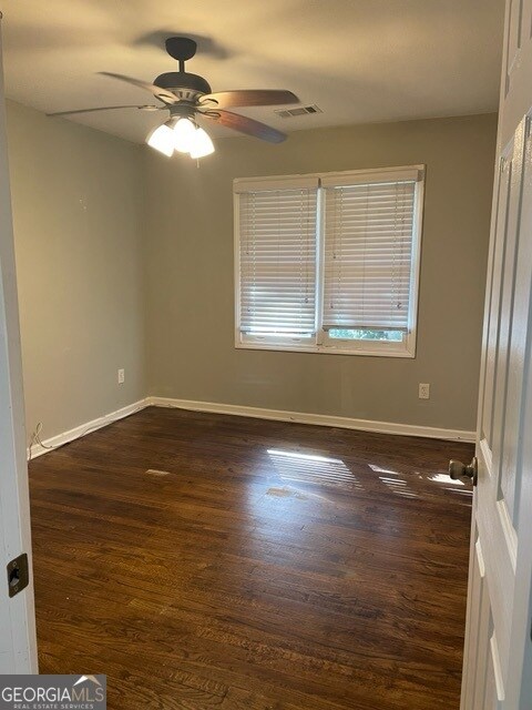 Foto del edificio - 2644 Farn Dr