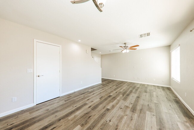Foto del edificio - 11767 W Banff Ln