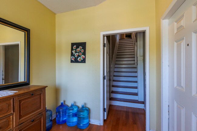 Foto del edificio - 1710 Donaldson Ave