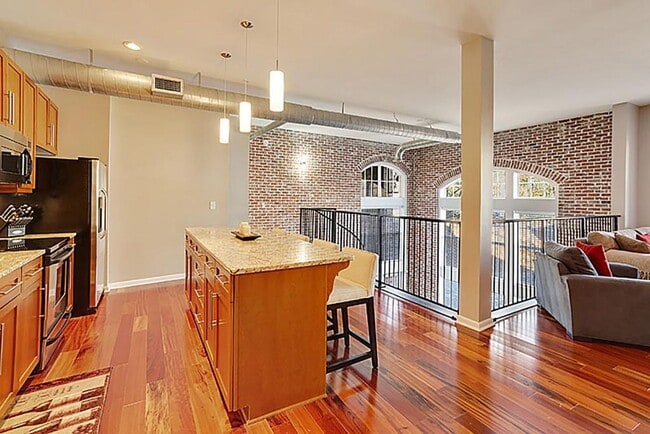 Building Photo - 600 Brickworks Cir NE