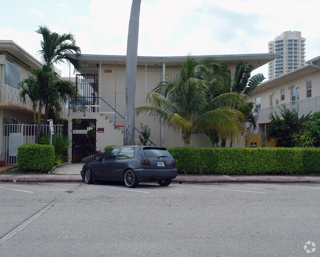 Oasis Apartments Miami Beach Fl Building Photo Oasis Apartments