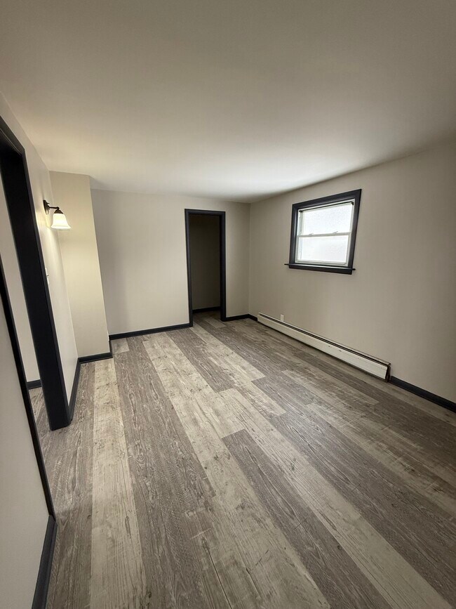 Fotografía del edificio - 139 Rossler Ave