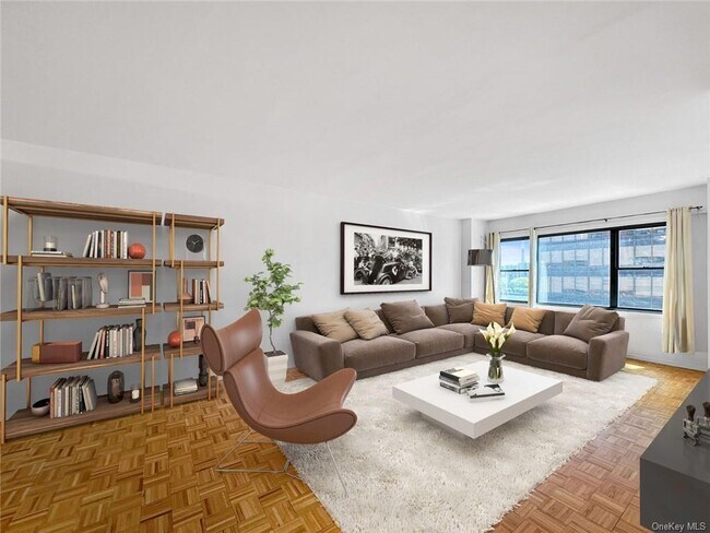 Building Photo - 440 E 62nd St
