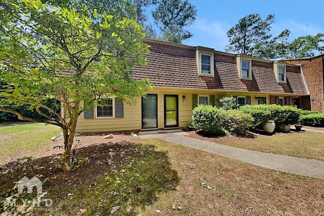 Building Photo - 4705 Blue Bird Ct
