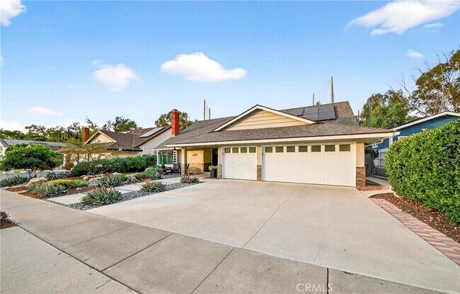 Foto del edificio - 2109 Smokewood Ave