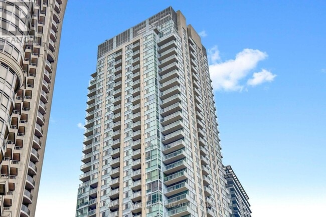 Building Photo - 225 Webb Dr