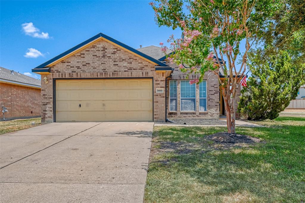 Foto principal - 5602 Eagle Sky Blvd