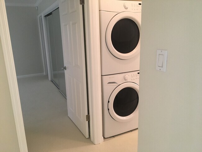 Foto del edificio - 812 N Alfred St