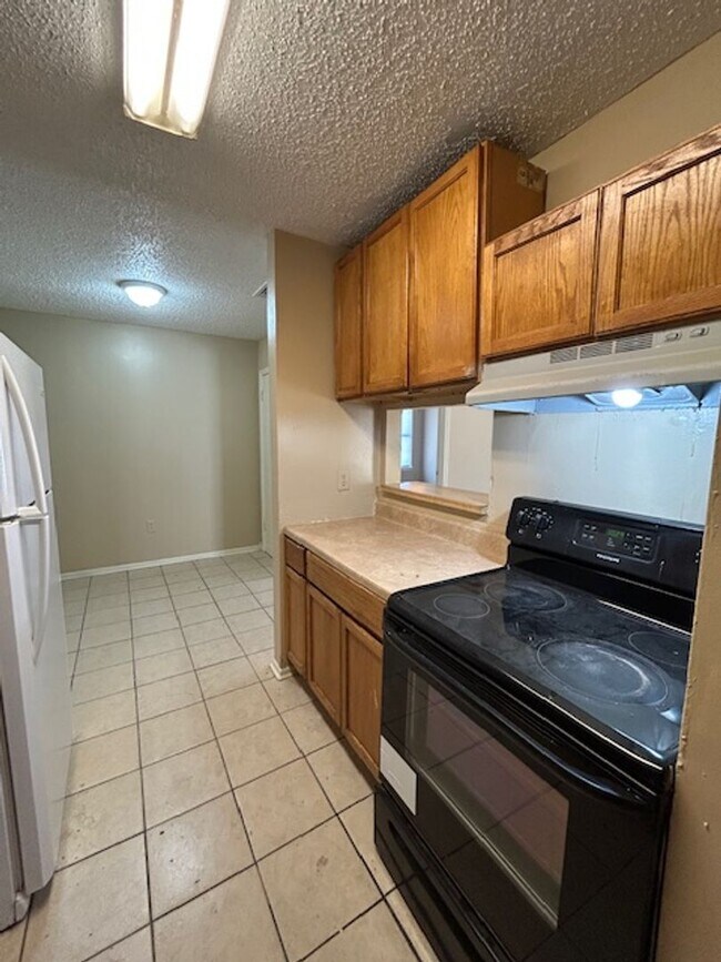 Foto del edificio - 751 Hammond Manor Dr